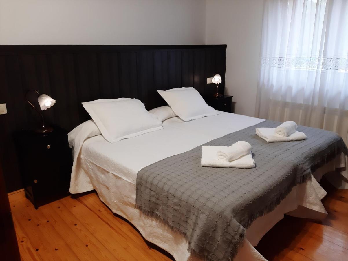 Appartamento El Puentin Del Sella Con Wifi Y Parking Gratuito Onís Esterno foto