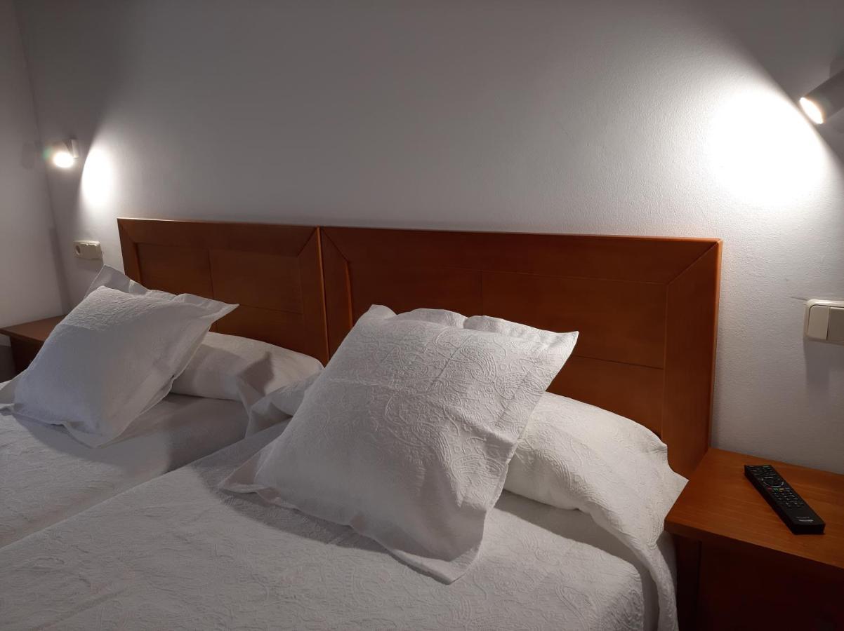 Appartamento El Puentin Del Sella Con Wifi Y Parking Gratuito Onís Esterno foto