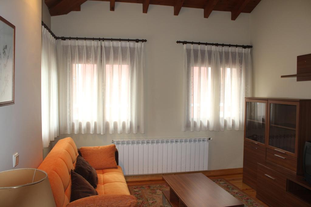 Appartamento El Puentin Del Sella Con Wifi Y Parking Gratuito Onís Esterno foto